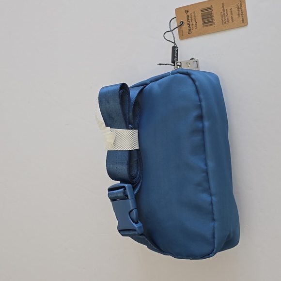 NWT BearPaw Fanny Pack Crossbody Waist Belt Bag Blue - Picture 3 of 13
